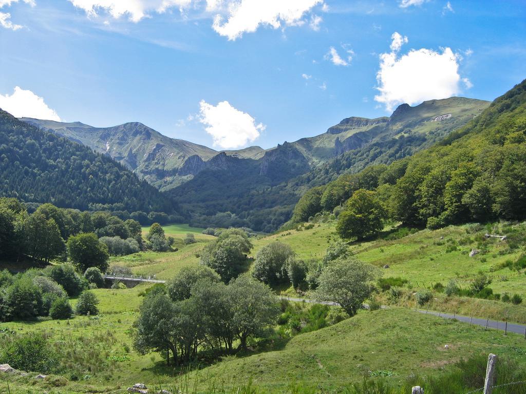 Vila Les Chenets Chambon-sur-Lac Exteriér fotografie